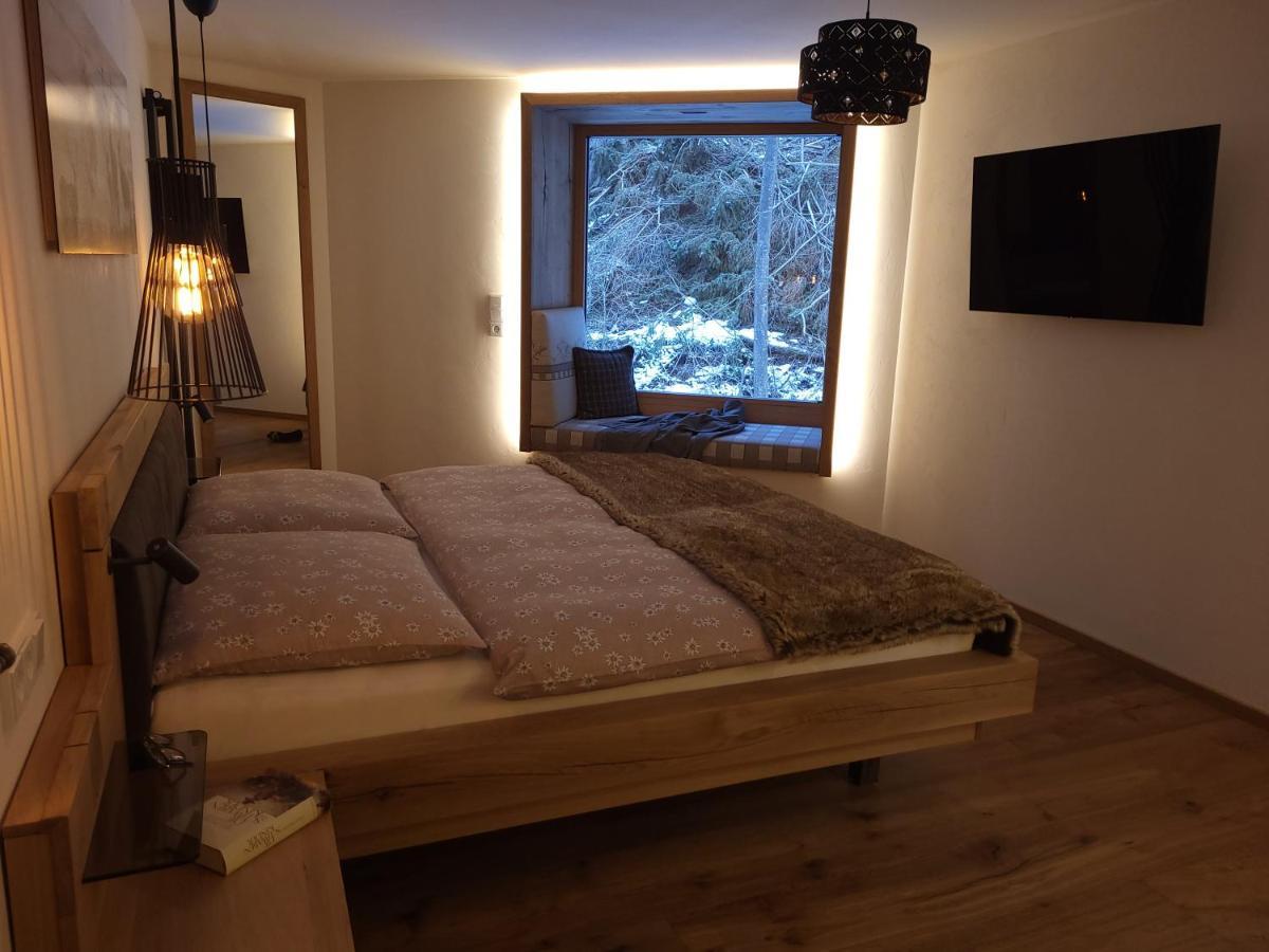 Landhaus Schatz Nesselwängle Extérieur photo