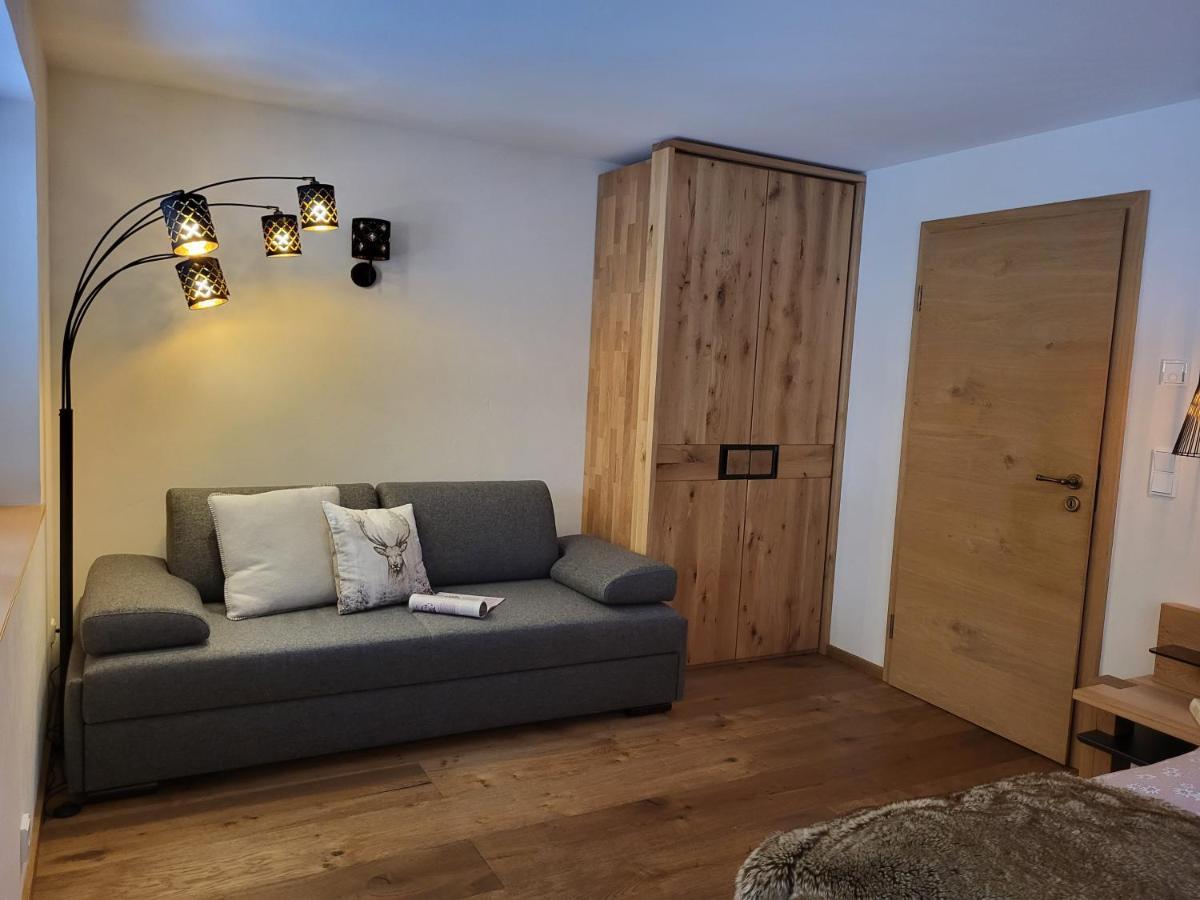 Landhaus Schatz Nesselwängle Extérieur photo