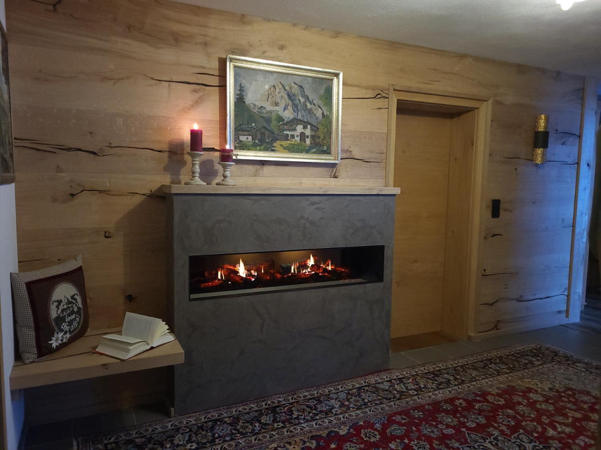 Landhaus Schatz Nesselwängle Extérieur photo