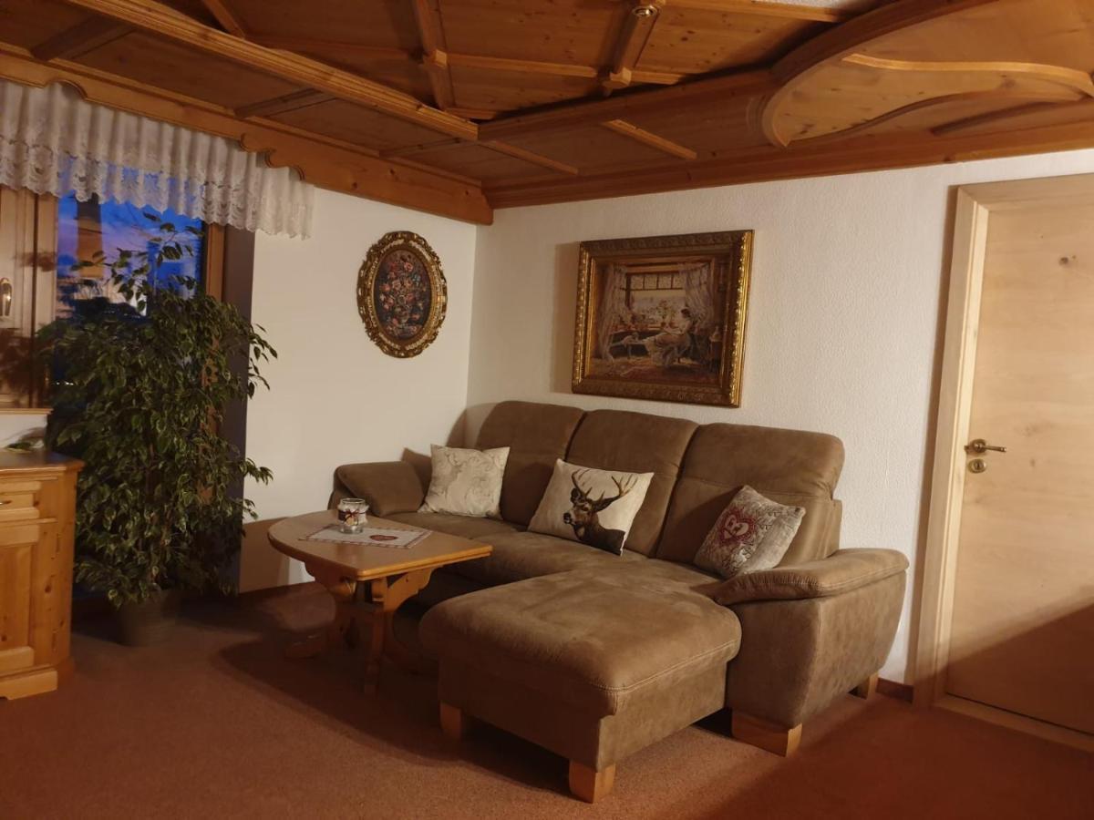 Landhaus Schatz Nesselwängle Extérieur photo